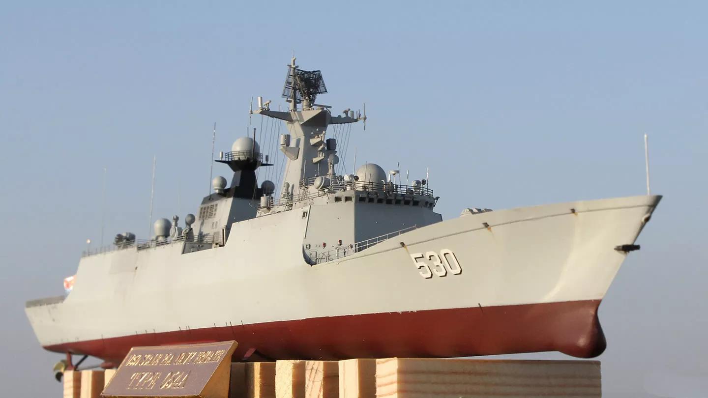 国产6800吨巨舰在欧洲划出一道弧线网友感叹时代变了