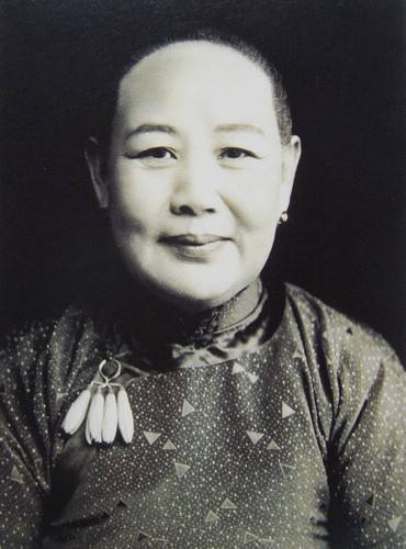 满满的都是套路!_张孝若