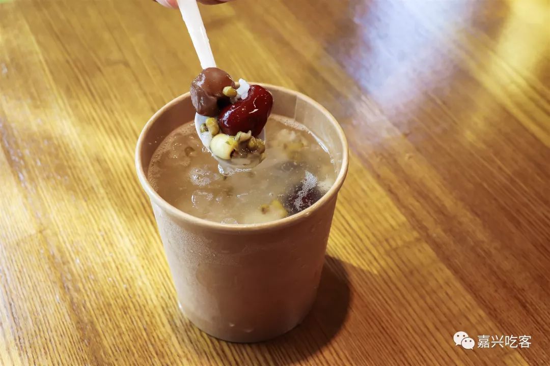 一碗八宝汤讲述嘉兴人夏天的故事