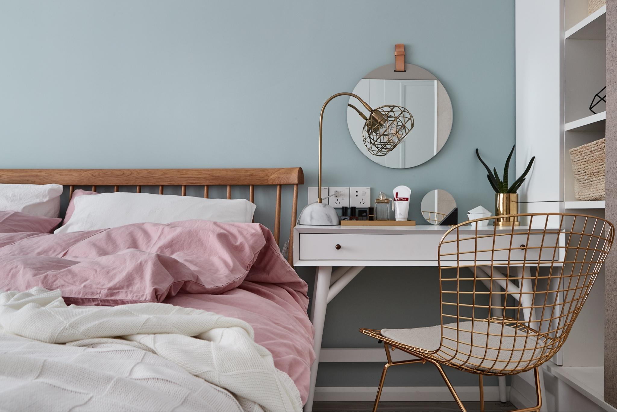 梳妆台摆放的3宜3不宜,你家摆对了吗?