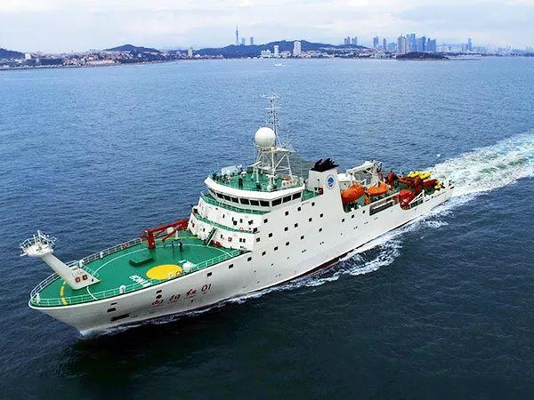 向阳红01号科考船执行中国第10次北极考察任务