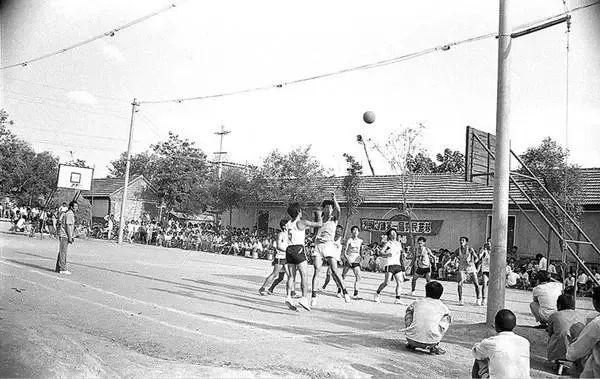 三美三名从一张老照片看高邮体育数十载风云变化