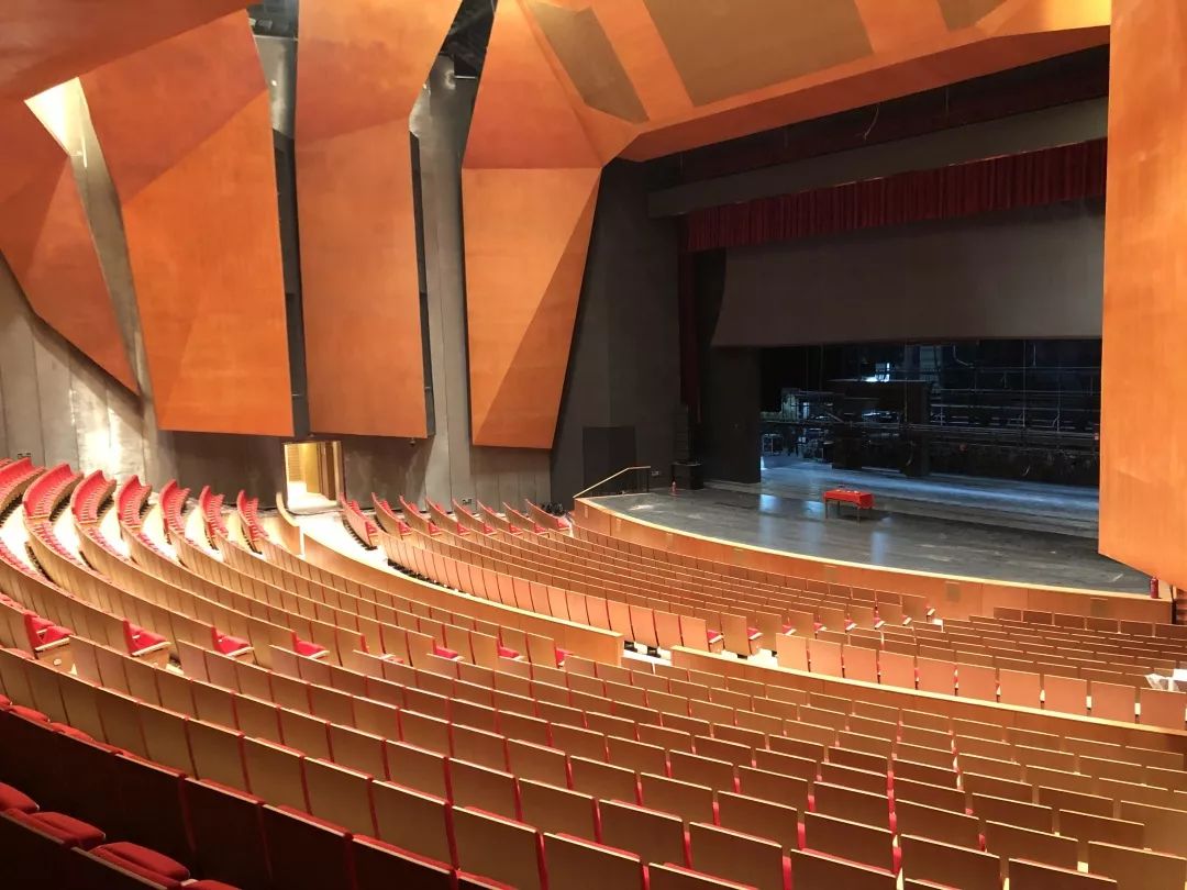 大同大剧院内景曝光12场演出正式揭开神秘面纱