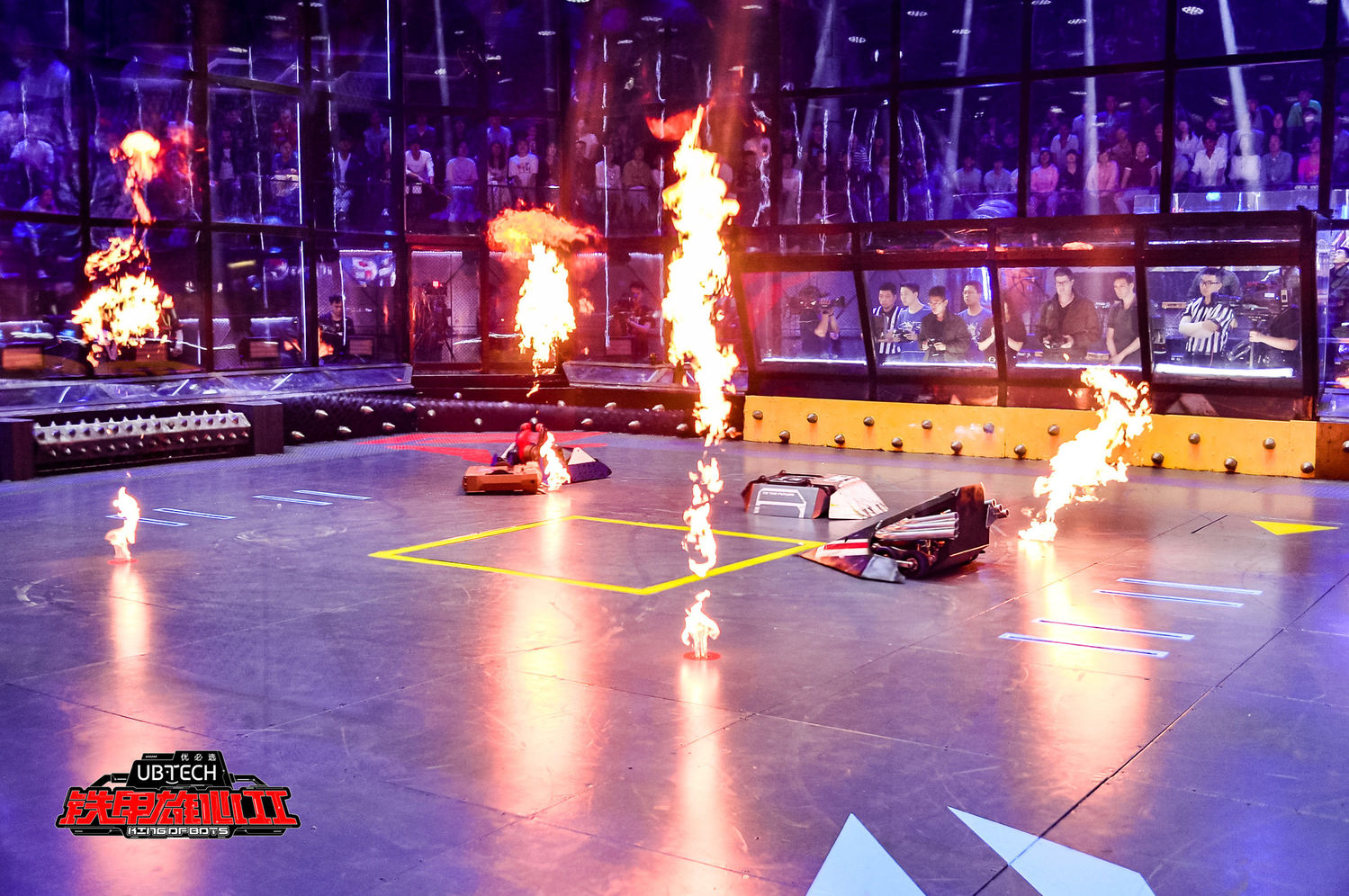 《铁甲雄心》第二季赛况升级 朱正廷站队对阵沈涛战队燃爆全场