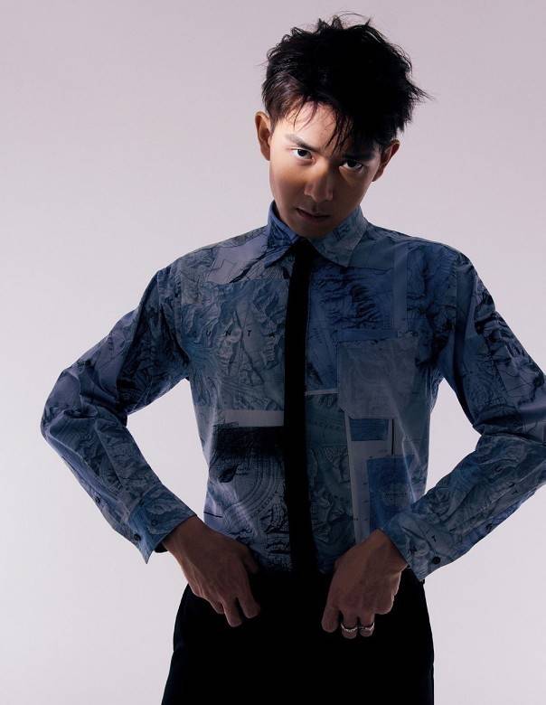 91年四位当红偶像男星张艺兴杨洋李现肖战你看好谁