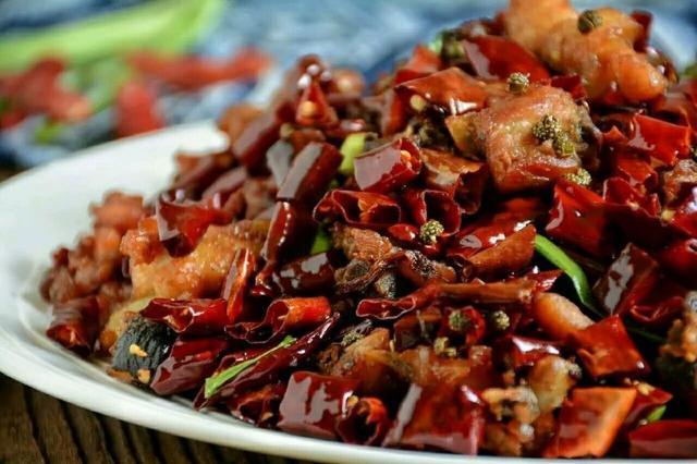 什么是重庆江湖菜这些特色麻辣美食一道菜就可以撑起一桌菜