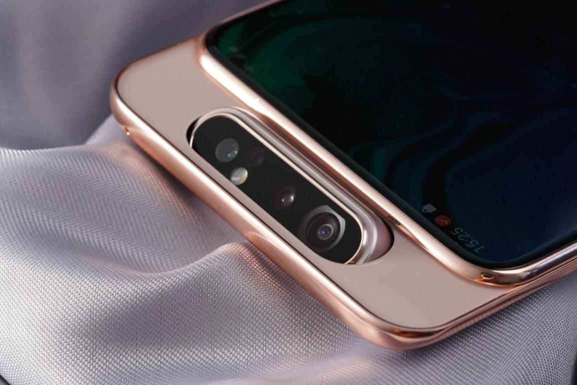 专业旋转三摄,三星a80手机带你走近5g时代