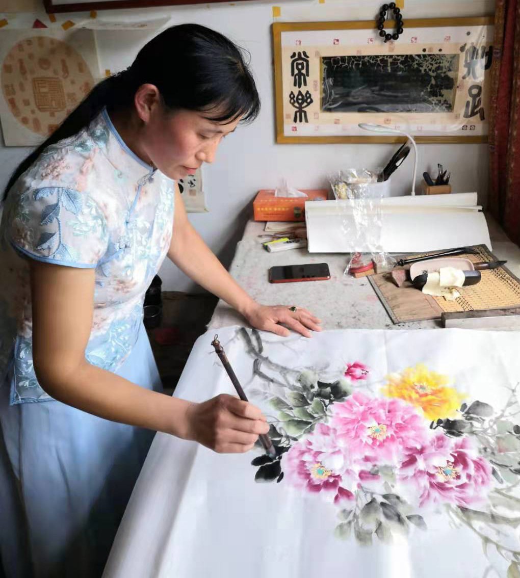 山东女画家陈德莲女士的花鸟写意画新作欣赏