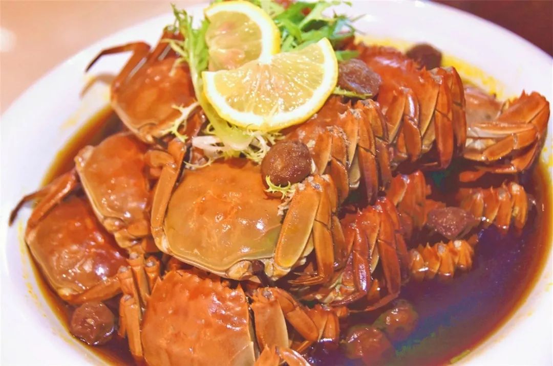 将√现蒸现食的清蒸六月黄