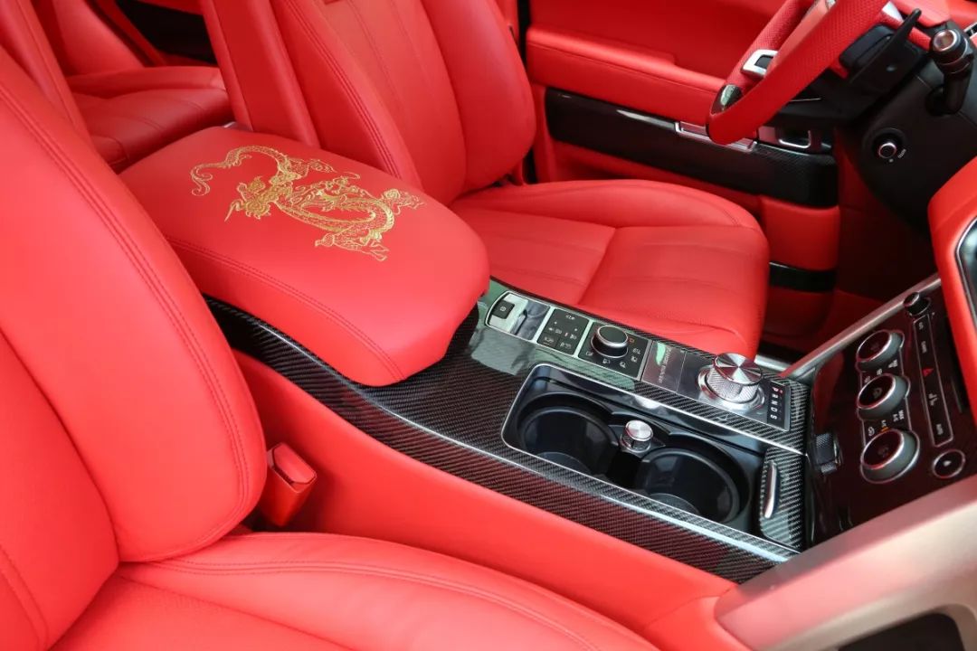 我是护旗手内饰改装案例中国龙