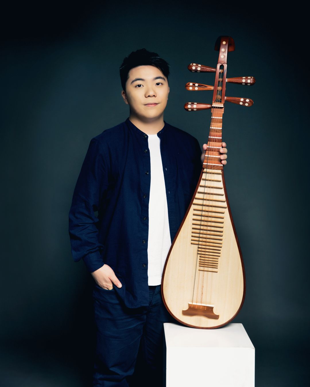 唐朝的壁画之上曾经失传的五弦琵琶即将重现舞台