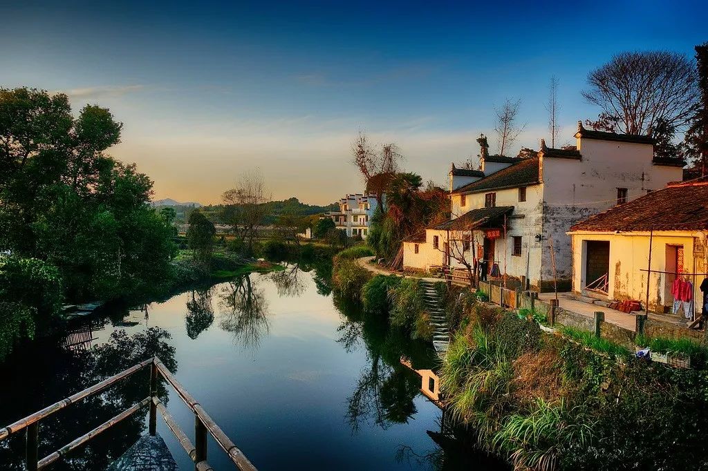 南有思溪延村北有乔家大院