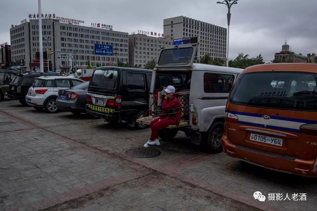 內蒙古二連浩特:中國的北大門,到處是蒙古國汽車,國產品牌很少