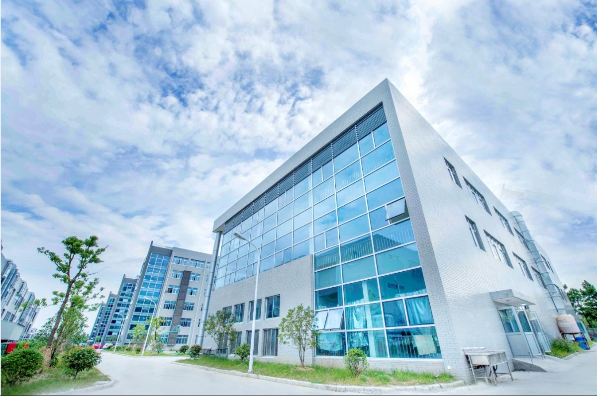 产品结构优化升级丘钛科技上半年扭亏为盈