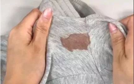 衣服裤子上再顽固的血渍一洗就掉不留一点污痕焕然一新