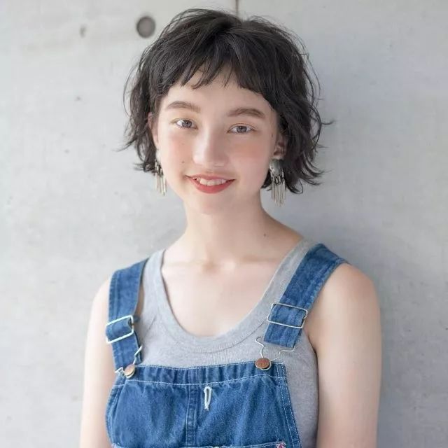 不同风格的日系发型有短有长