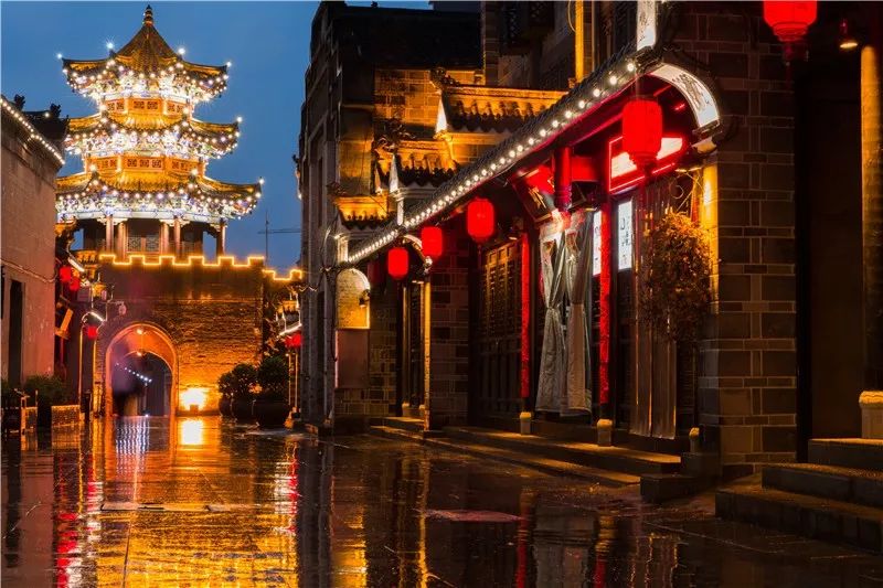 秦巴山地这座小城孕育了丰饶肥美的舌尖滋味尝过即难忘