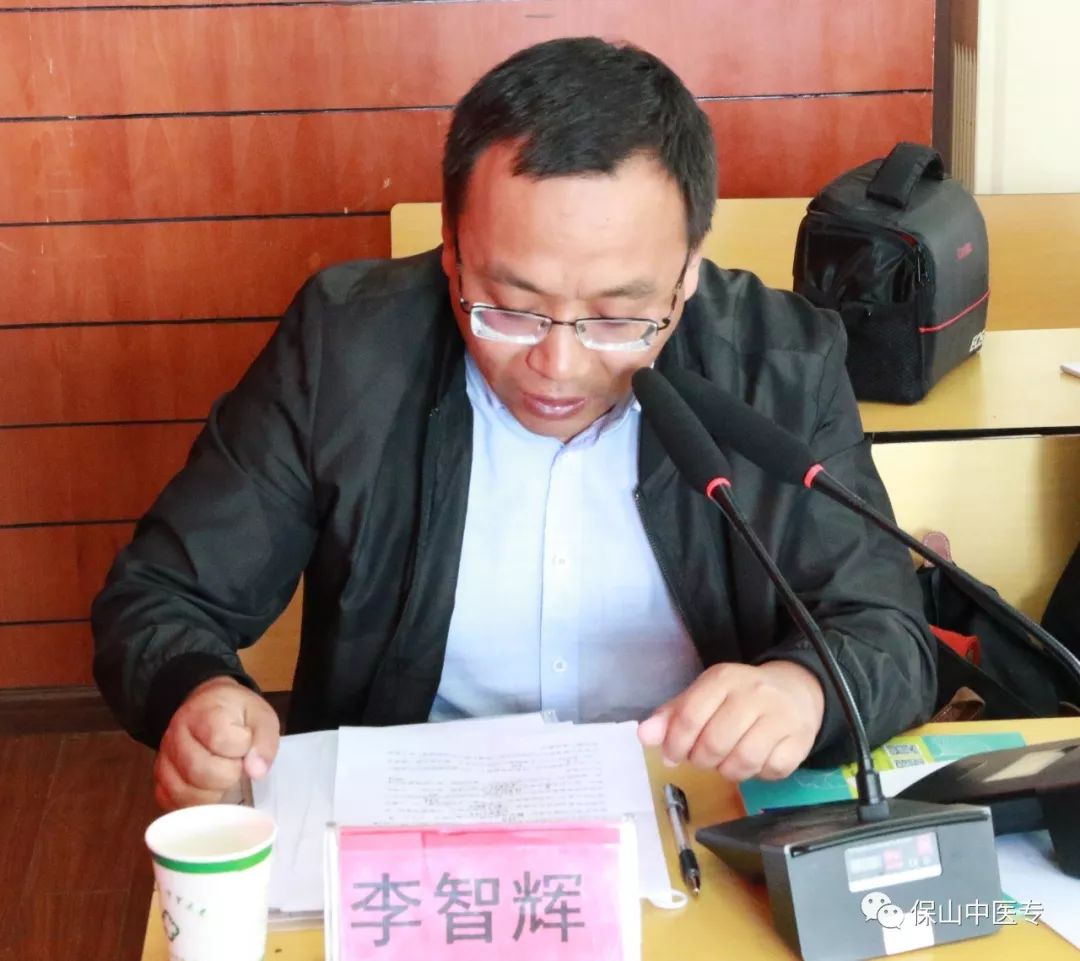 迪庆藏族自治州卫健委彭松平副主任陪同.