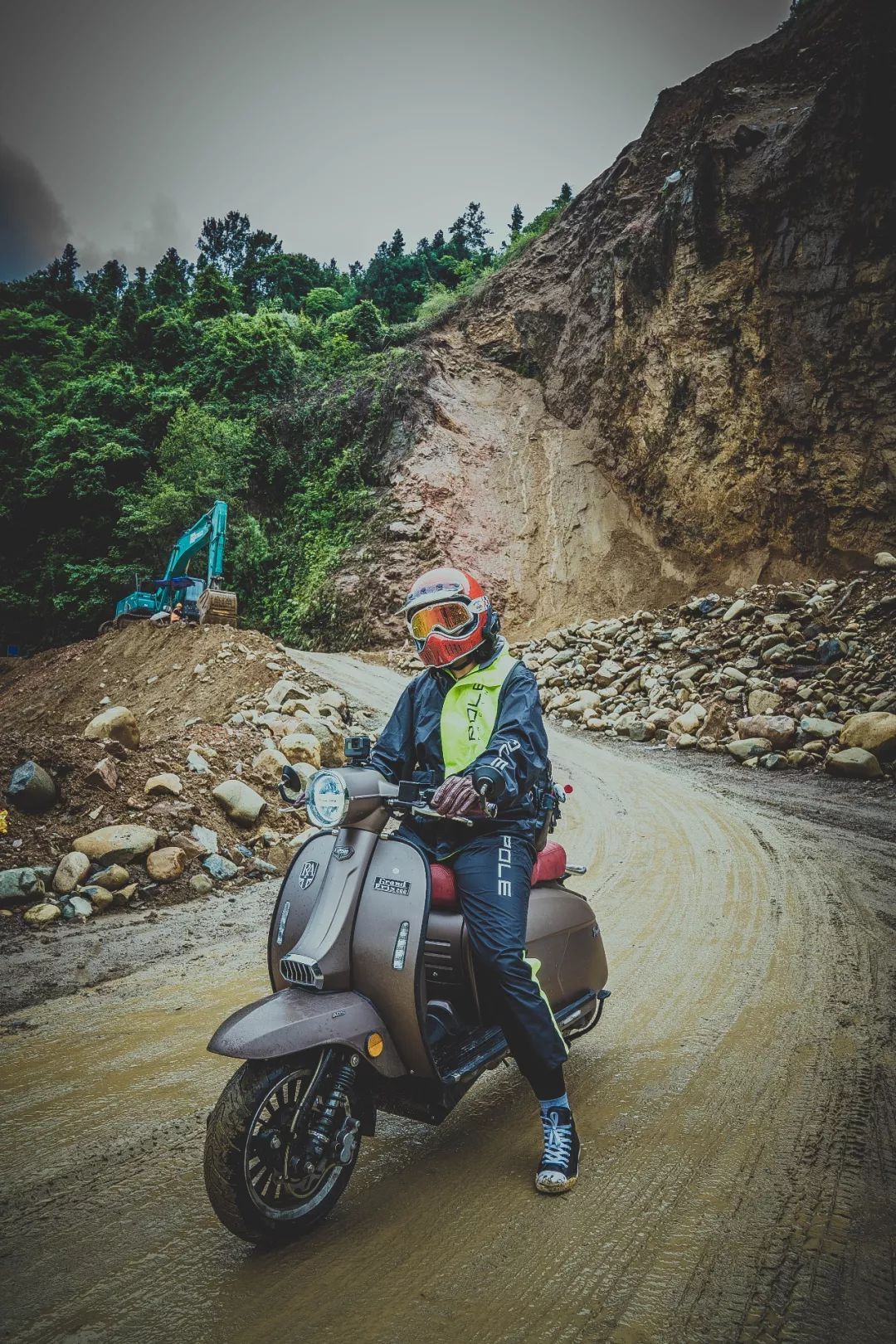 做一个真正的摩旅骑士比想象的要痛苦许多ra川藏之旅