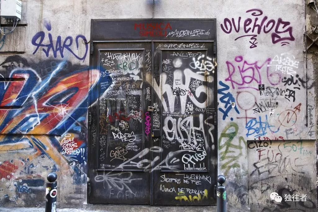 从那不勒斯的街头涂鸦看意大利人的创意特性