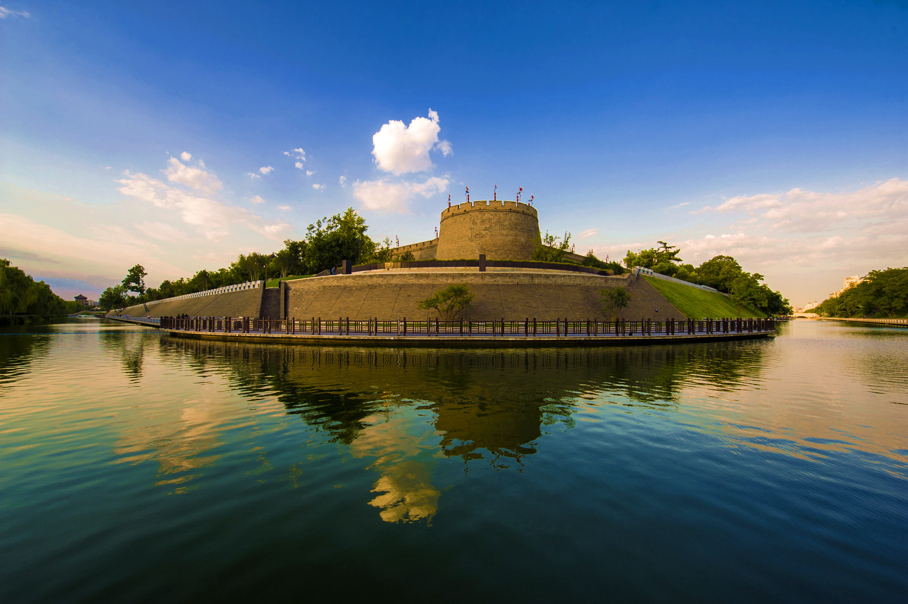 西安西南城角风光