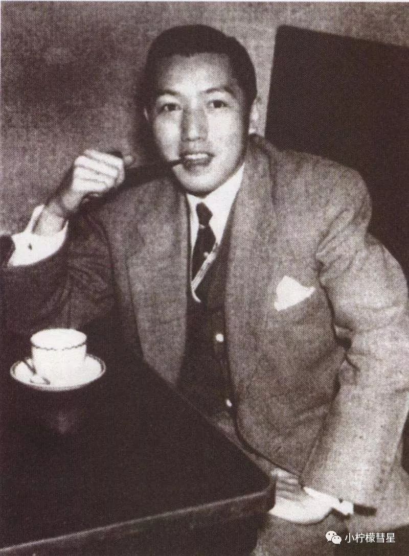 (唐涤生先生)任剑辉,首先说明她是个女的.