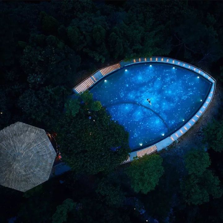 原创星空泳池最低250就能打卡快来收藏