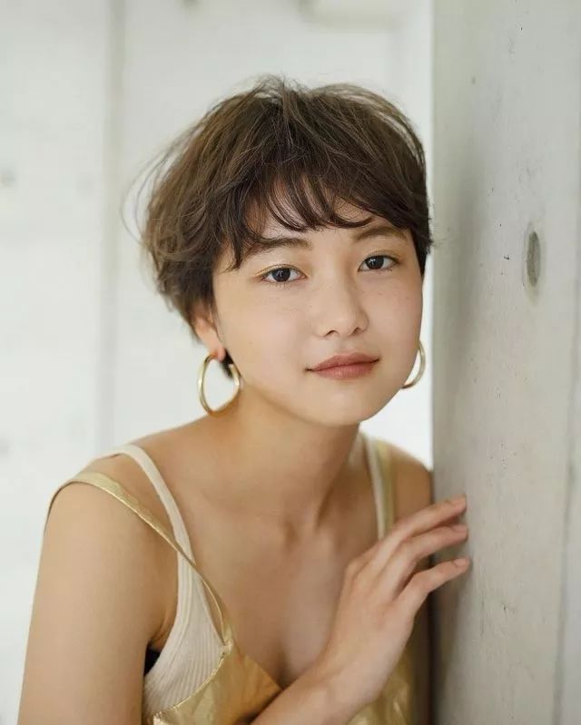 不同风格的日系发型有短有长