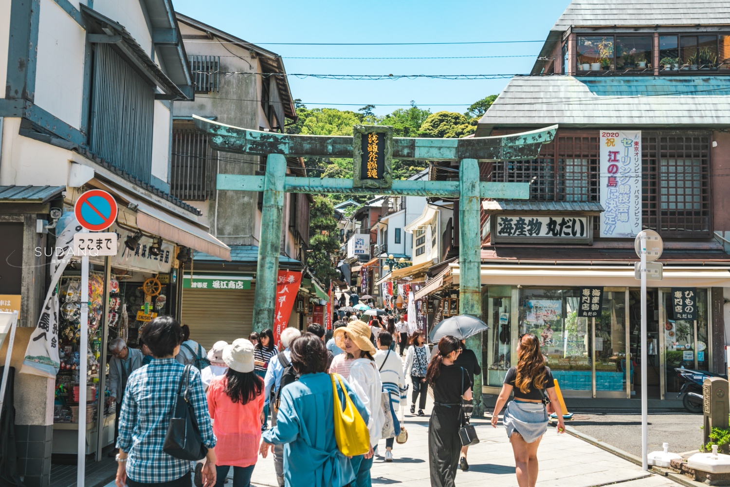 《灌篮高手》拍照圣地挤满游客，日本这座古城火了，强推江之岛