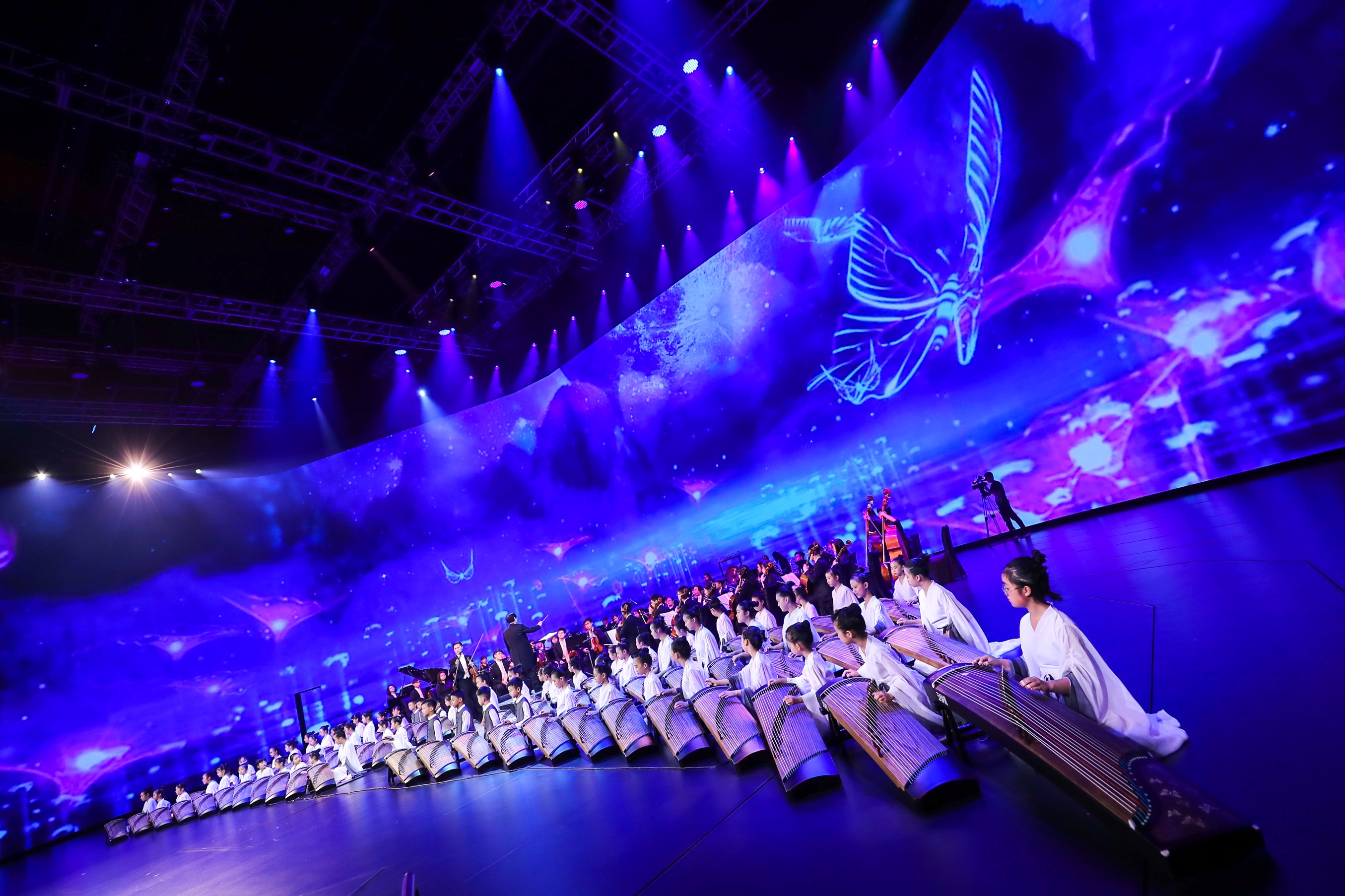 2019首届何占豪古筝作品国际大赛在澳门隆重举行