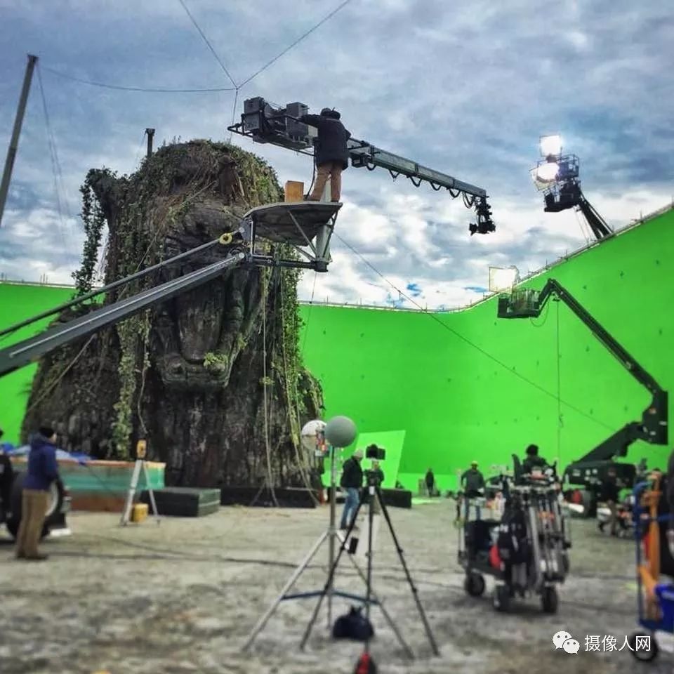 在片场,就没有场工搞不定的事!