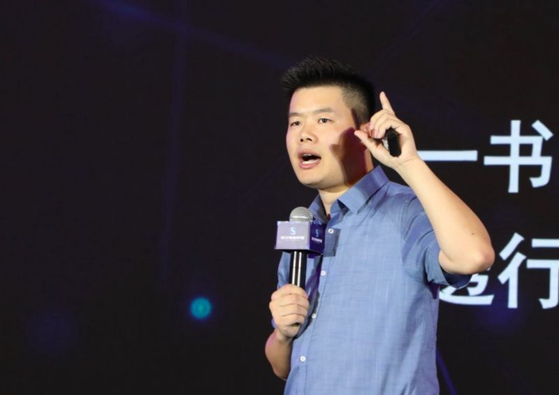 观察草根创业者吴召国和他的未来集市