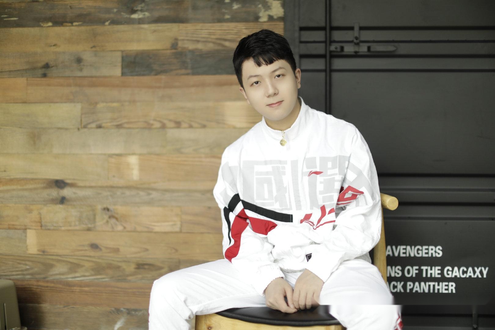 王者荣耀qghappy引入新人打野妖刀被爆曾是高分巅峰赛演员