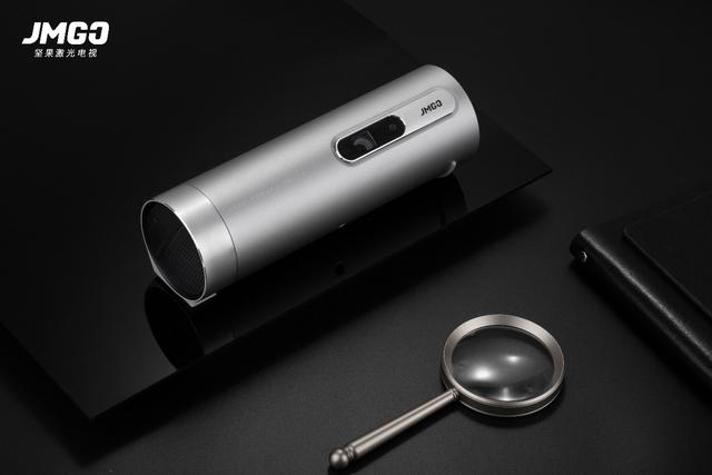 坚果p3便携投影旗舰级配置灵活便携