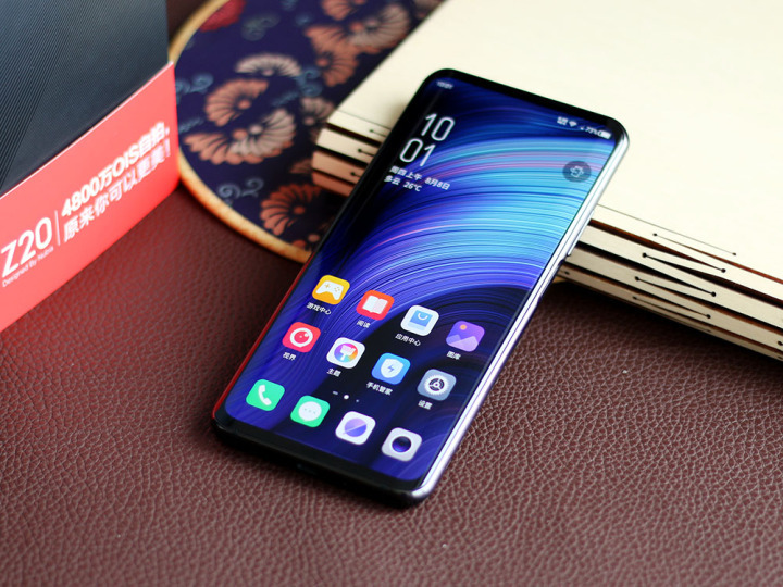 自拍无敌双屏设计开始成熟努比亚z20评测
