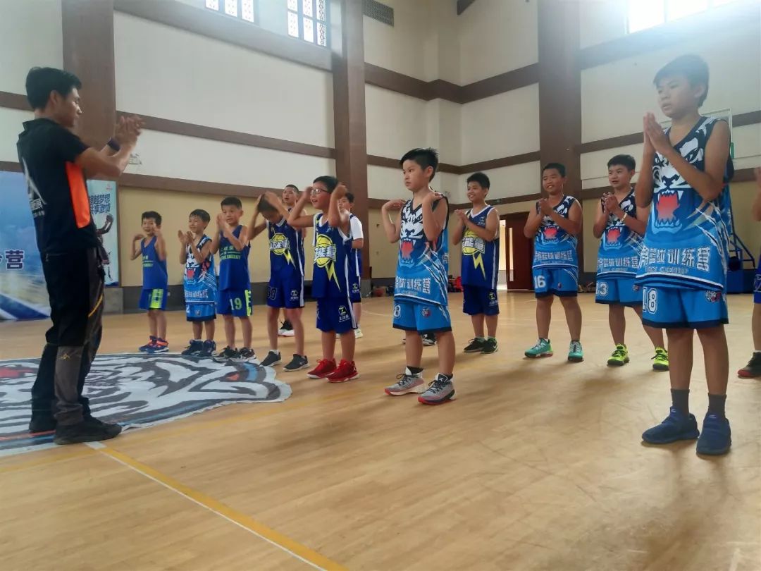 头狼拓展虎将篮球正能量篮球不负夏日团队拓展夏令营圆满结束