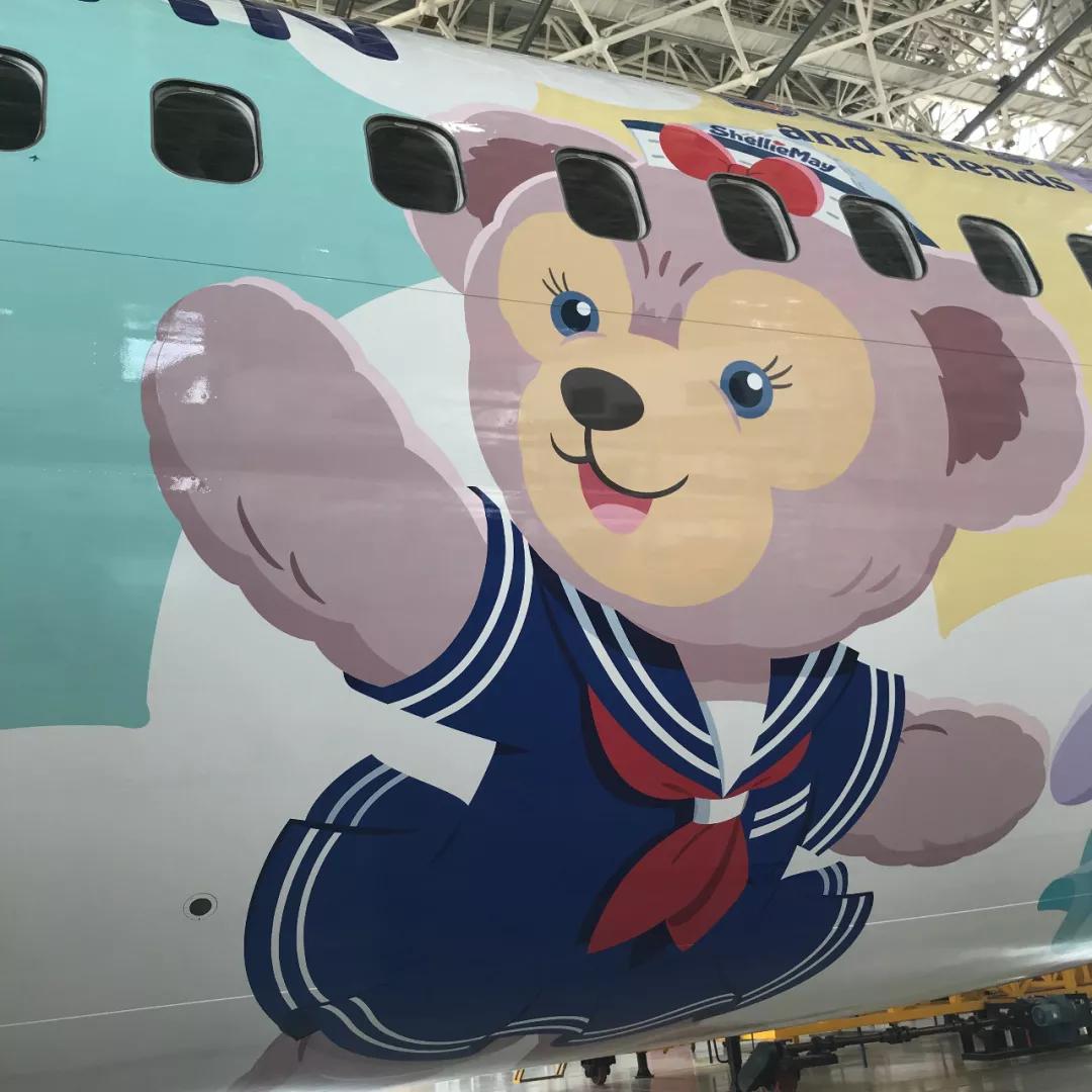 航空观察东方航空公司推出迪士尼主题彩绘737800飞机