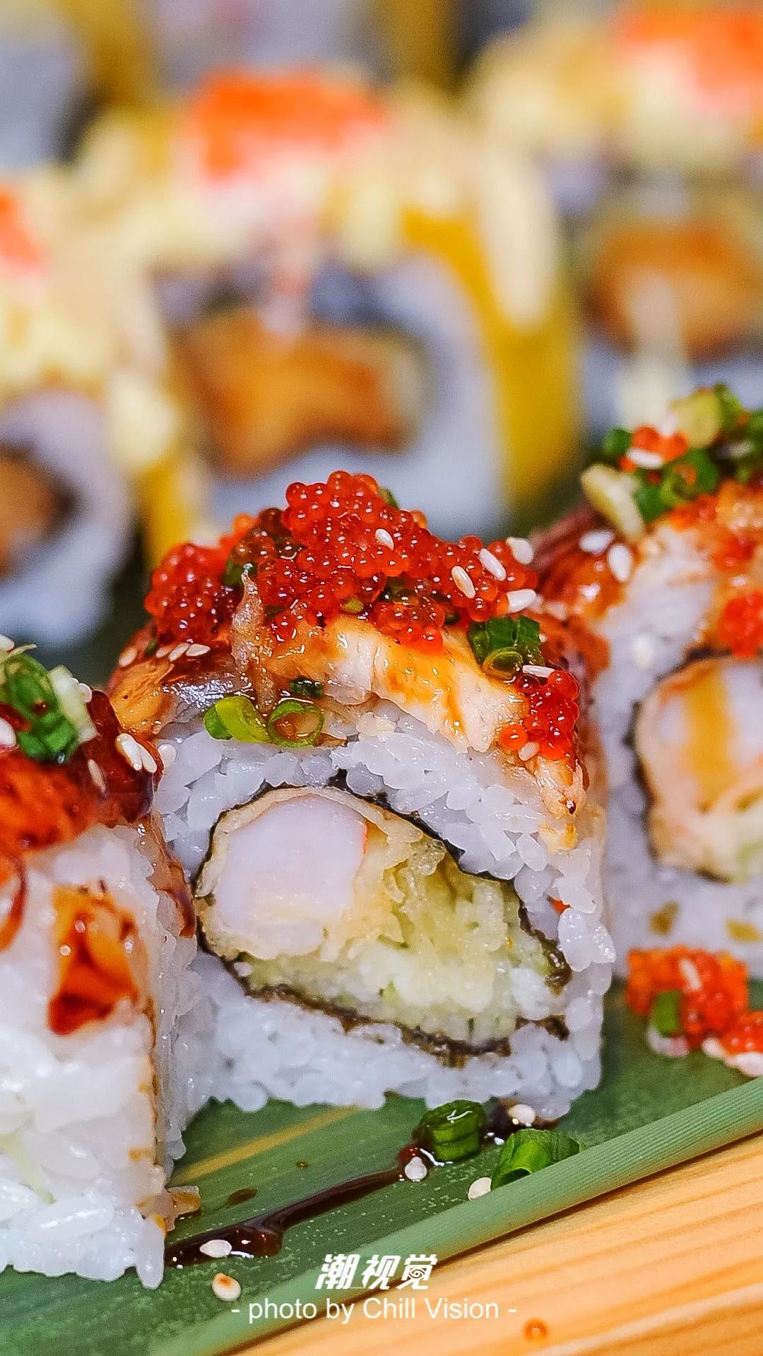 拥有25款创意卷物的寿司卷之王还有泰式口味刺身现在寿司免费送