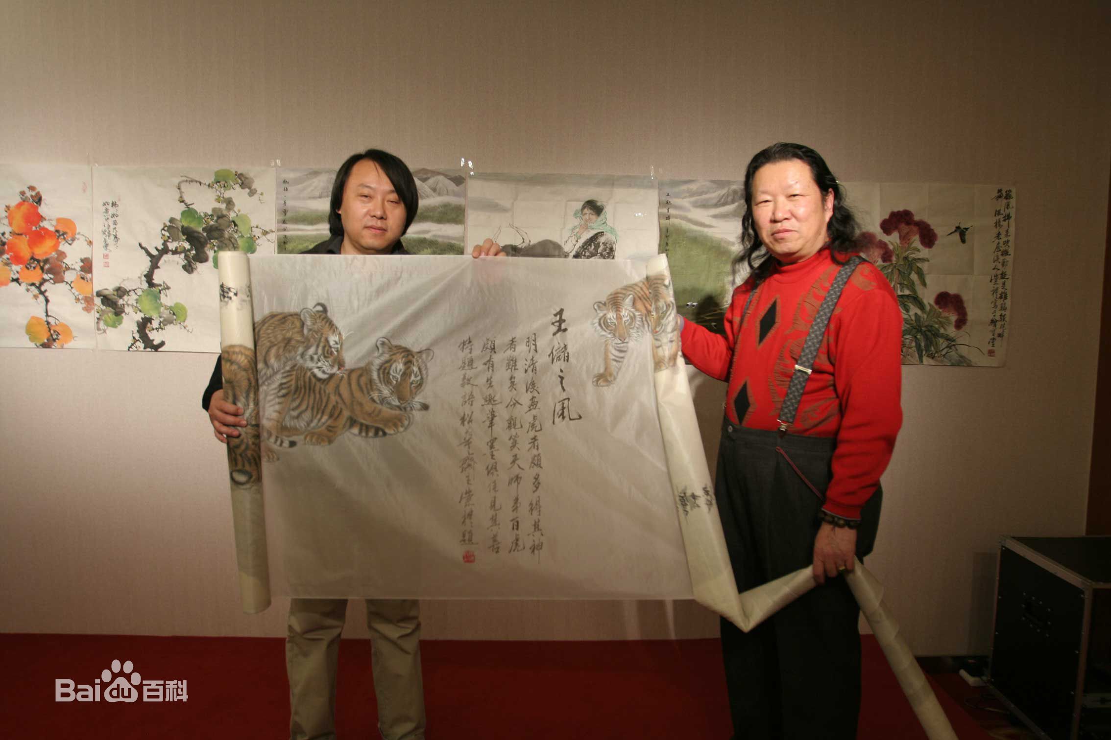 曾受王明明,王培东,彭培泉,贾浩义,杨延文,金鸿均等多位名家指点.
