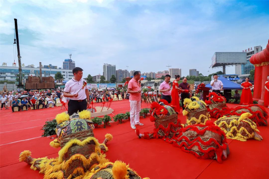 今天,君临·壹方城奠基,深圳湘阴商会团购签约 | 八方来贺