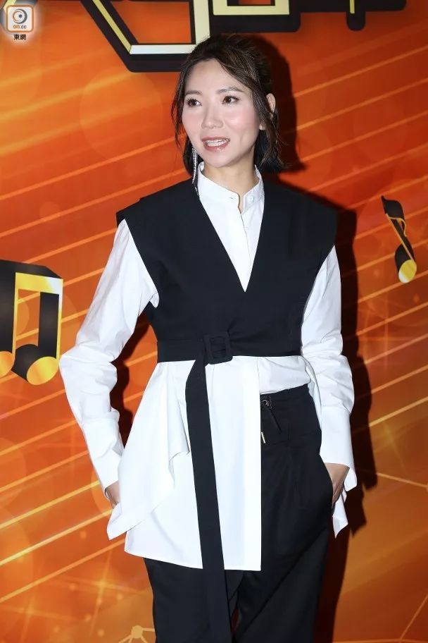 证朱晨丽龚嘉欣没有不和车婉婉没事喎