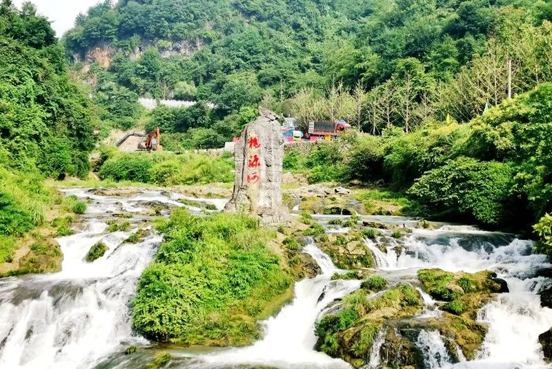 桃源河激情漂流带你一次嗨个够