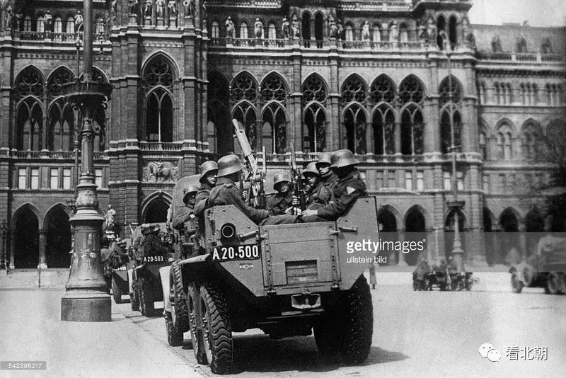 二战前的欧洲街头政治与大乱斗镜头前的奥地利法西斯化时代