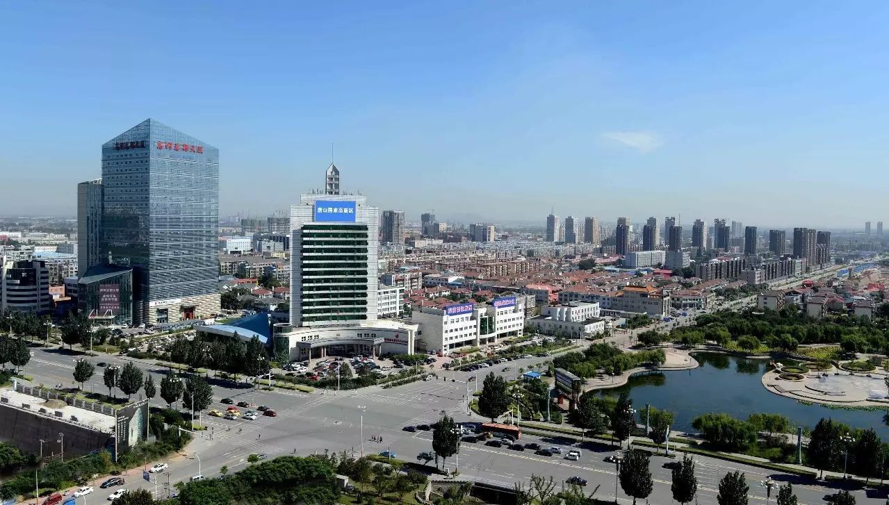 43年过去了,现在的唐山生机勃勃发展不错,看看吧