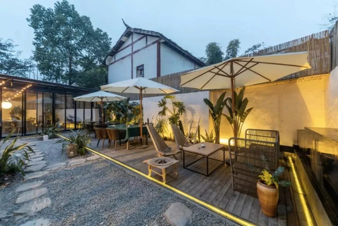 天天打卡网红店这些拍婚纱照最热门的民宿你都去了吗