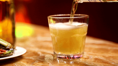 夏天少不了的啤酒,例牌小食加一打蓝妹啤酒,套餐给你安排的明明白白