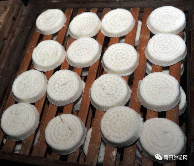 仙游白糕(张力/摄影)▲ 莆田印糕(蔓蒂/摄影)印糕如今制作马糕最好
