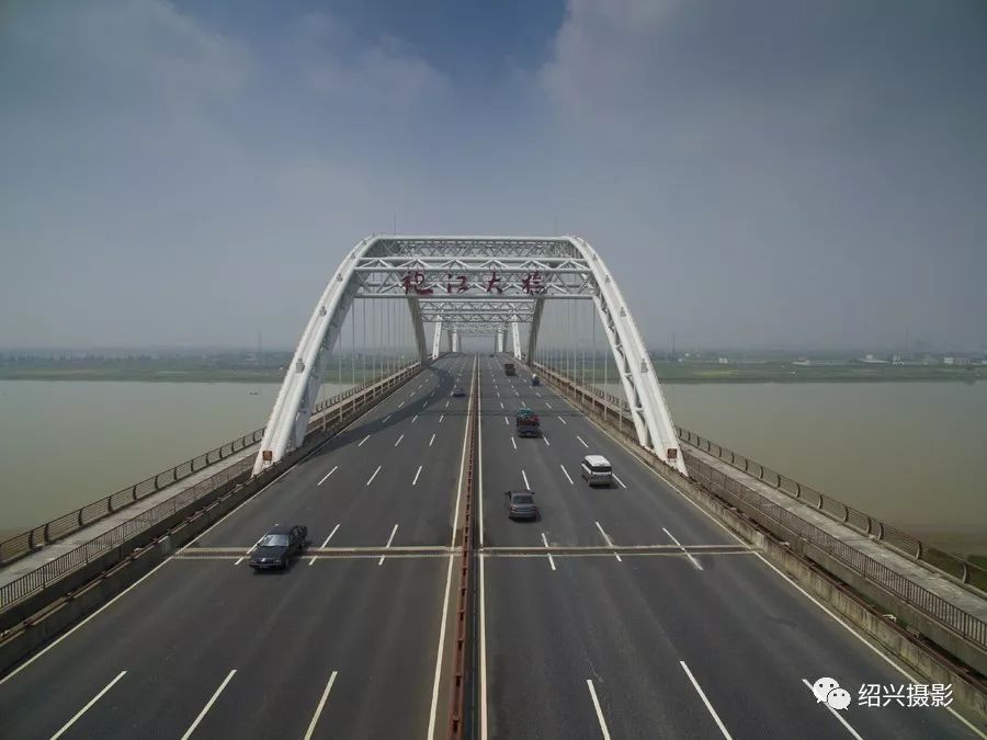 袍江大桥-袁云 摄大交通:绍兴北站,绍兴东站(上虞北站),轨道交通建设