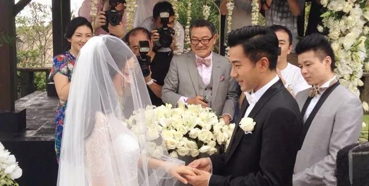 娱乐圈明星集体解约我只服杨幂凌晨发微博解除与范思哲合作