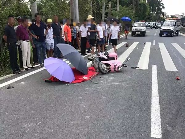 震惊吴川黄坡某加油站附近发生交通事故致一人死亡